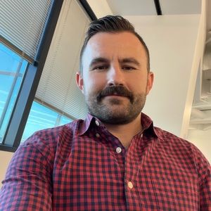 Meet your Posher, Leonard